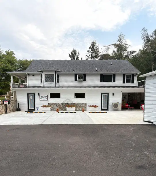 Front view of the ranch style home business for Massaponax Bookkeeping and Tax Services.